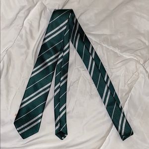 Green/Silver Striped Tie (Harry Potter Slytherin)